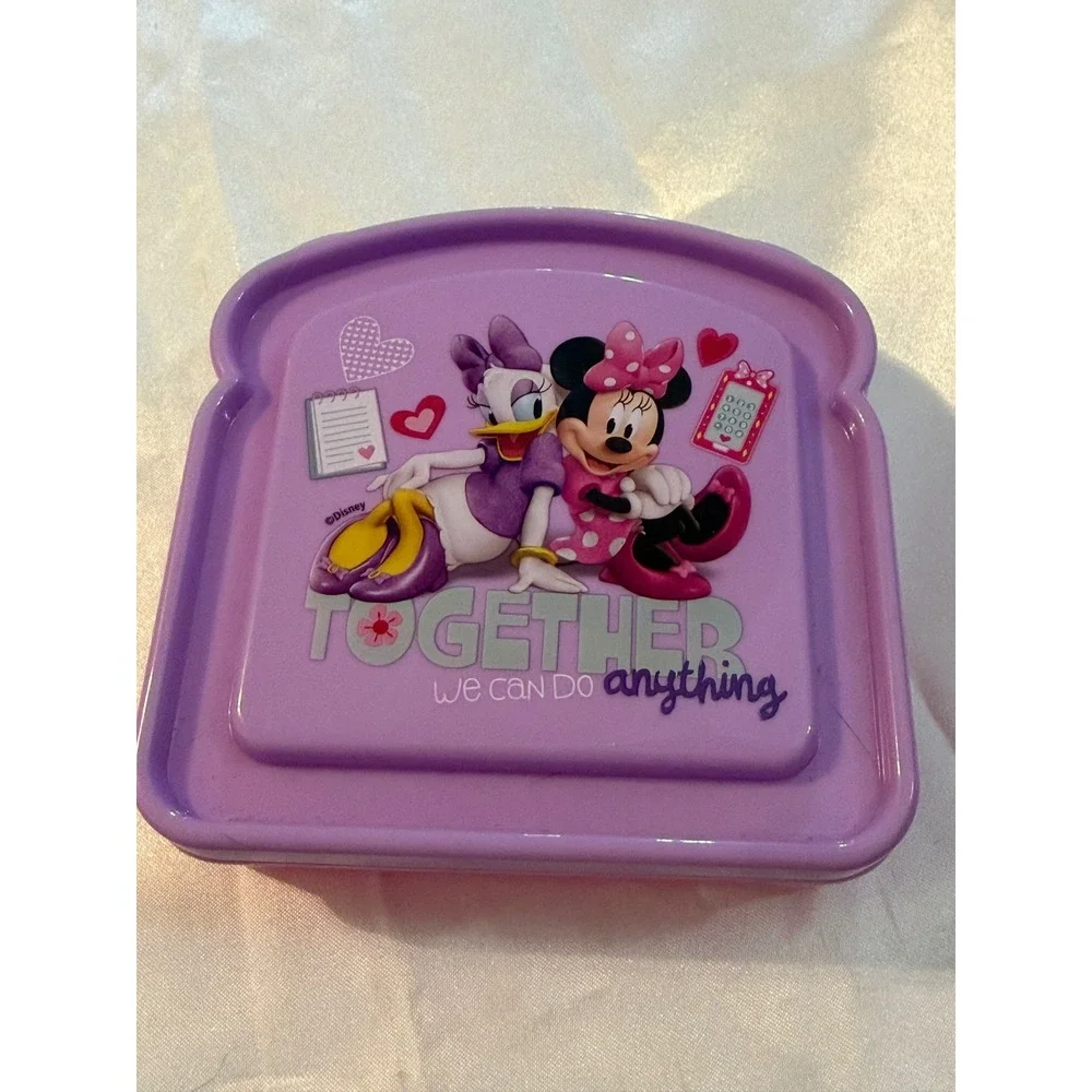 Disney Minnie Mouse Daisy Duck Sandwich Container Zak Designs Purple BPA Free
